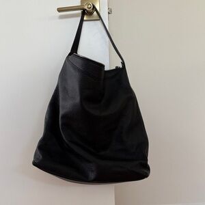 Everlane Luxe Black Leather Tote Bag